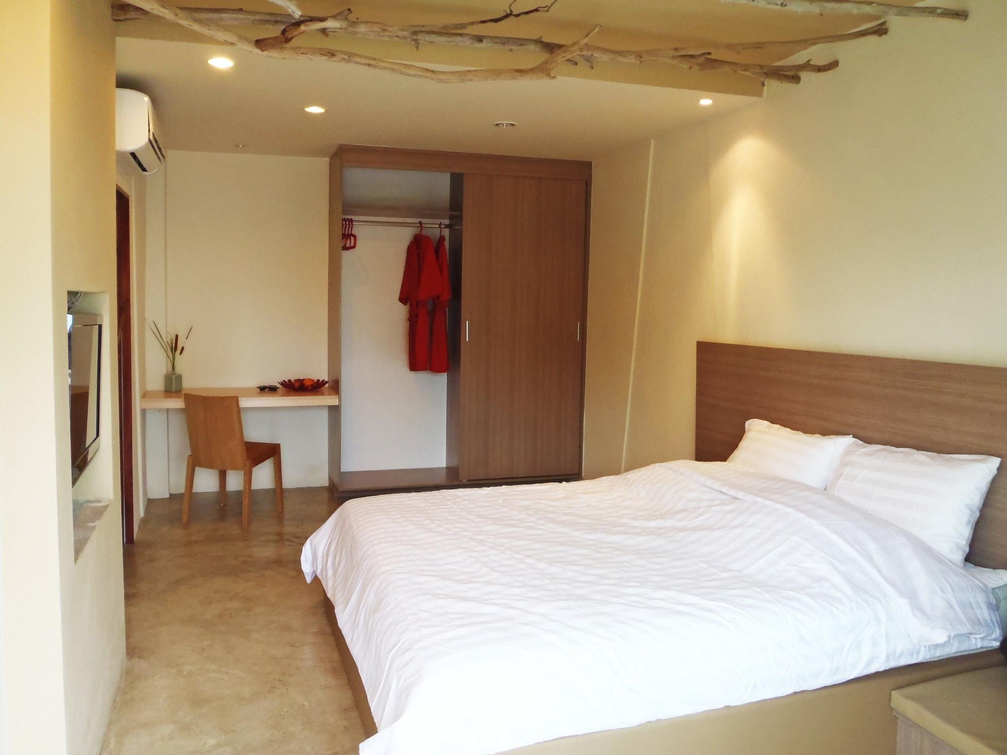 Red Z The Ocean Hotell Puk Tian Exteriör bild